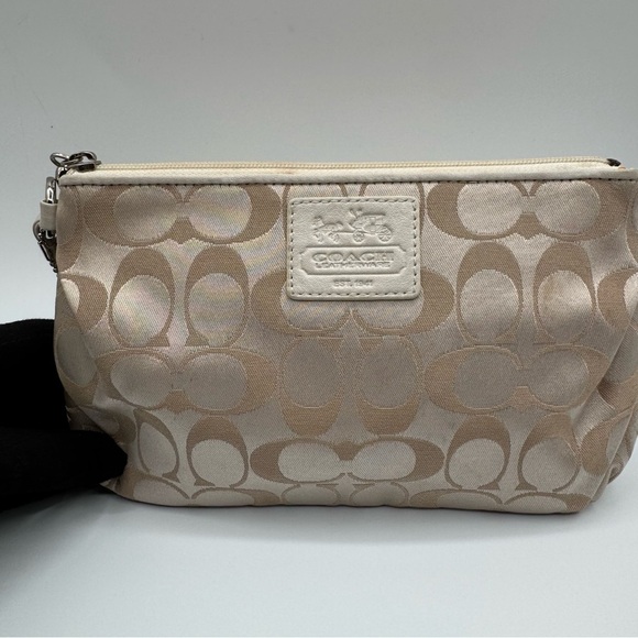 Coach Beige Signature Wristlet | Very Good Condition - Picture 4 of 11